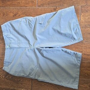 Under Armour Boy’s YXL Cargo Shorts grey Adjustable Inside Elastic Waist